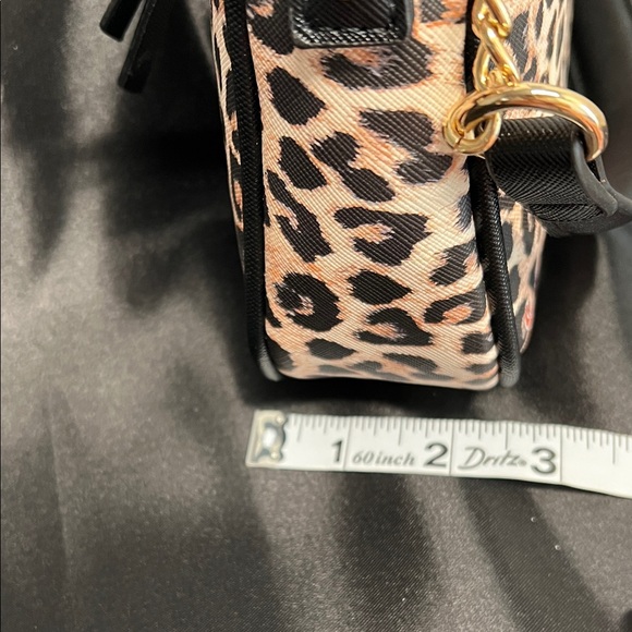 Ed Hardy | Iconic Tiger Rose Shoulder Bag w/ Crossbody Strap - Picture 16 of 16